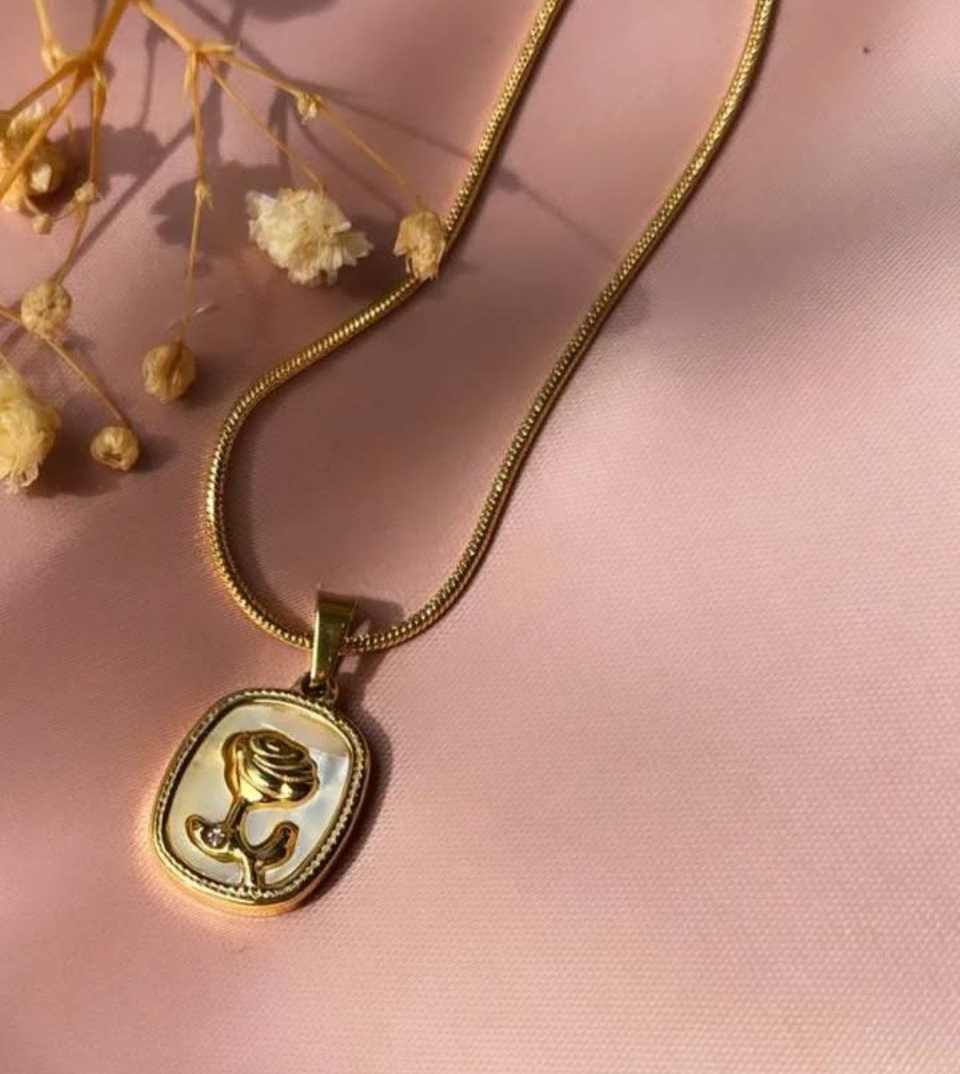 Vintage Rose Medallion Necklace – White Enamel Floral Pendant