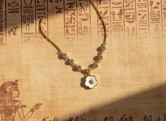 Flower Necklace with Sparkling Zirconia